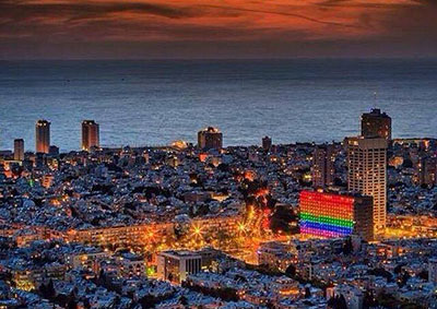 tel_aviv_city_hall_lit_rainbow_flag_colours_for_gay_pride